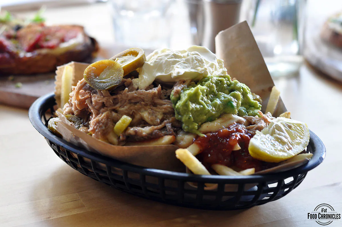 paper plane cafe pulled pork fries