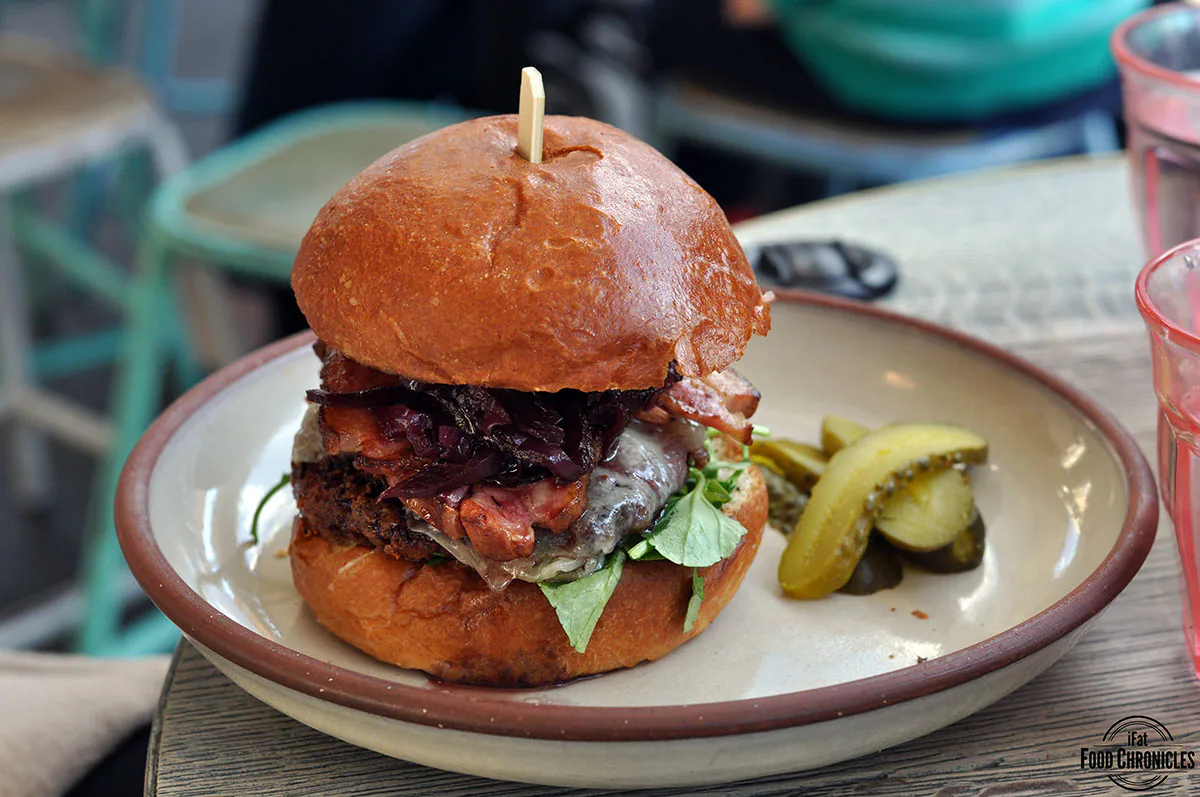 cuckoo callay chicken burger