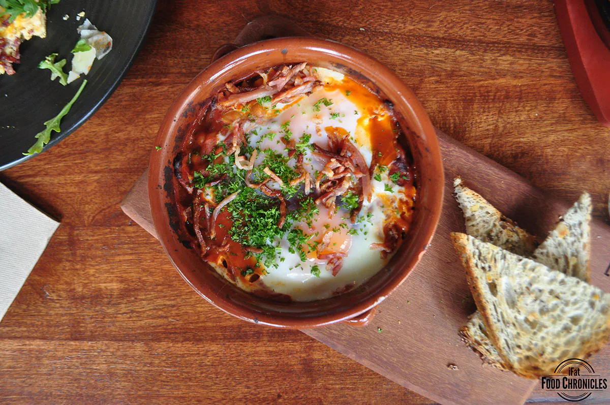 local mbassy shakshuka