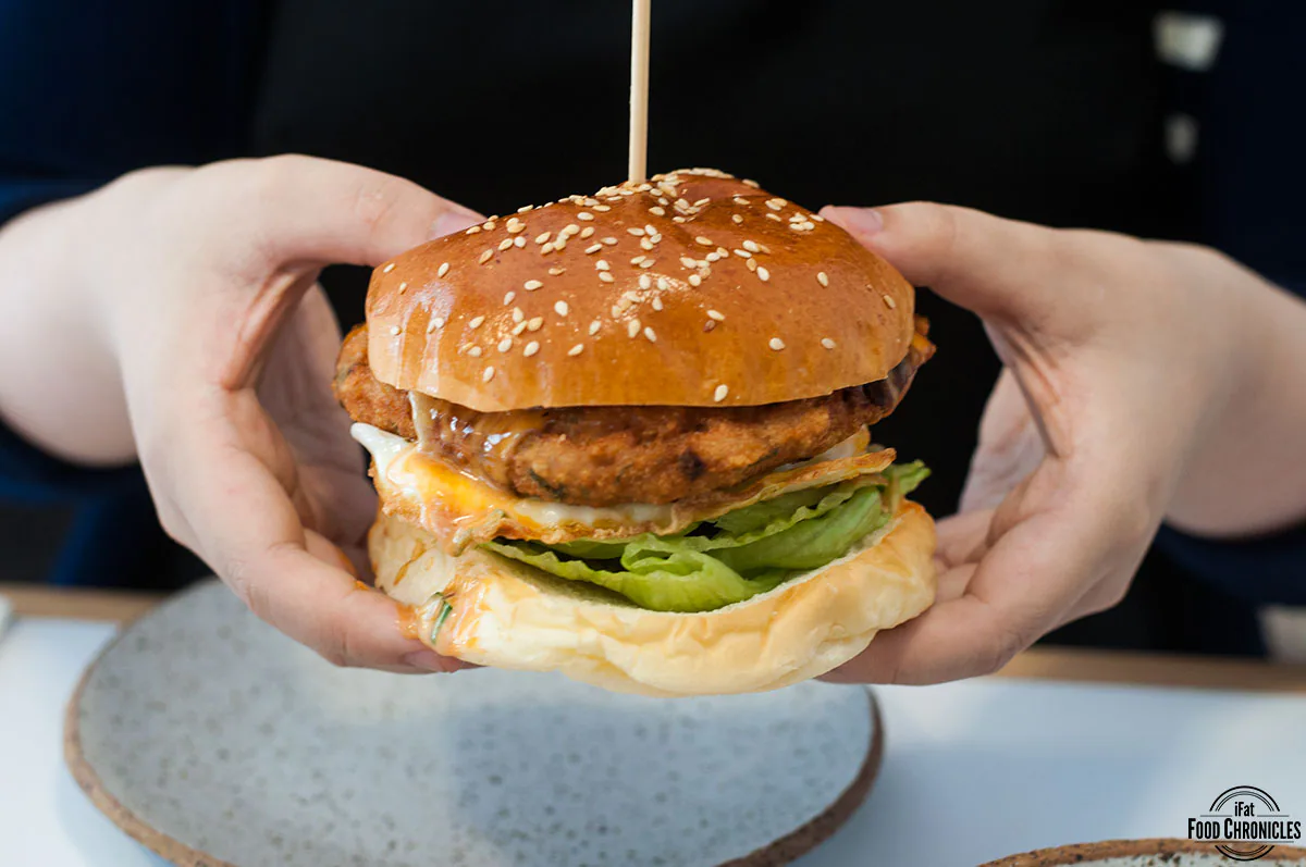glider ks chicken burger