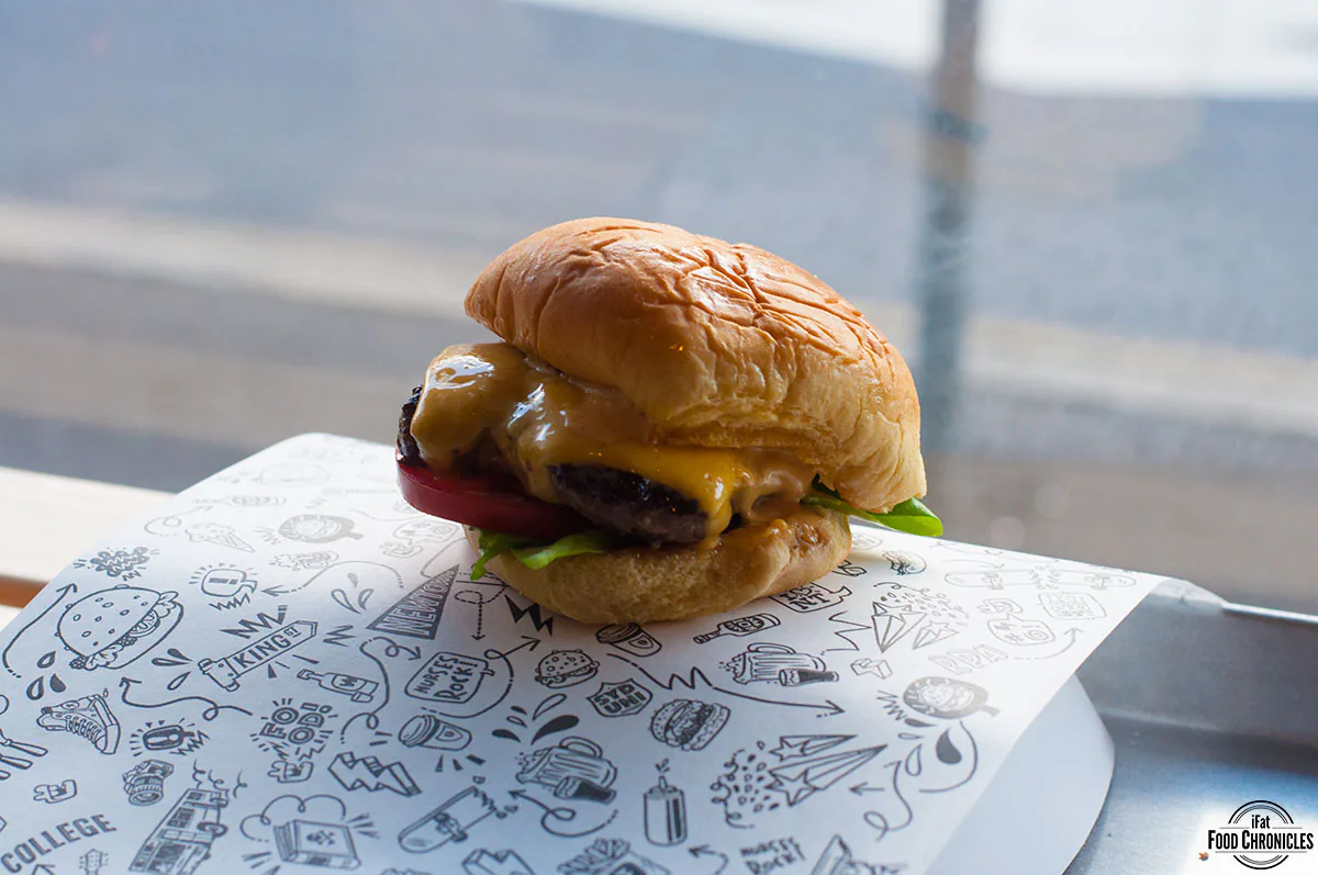 jacks newtown cheeseburger