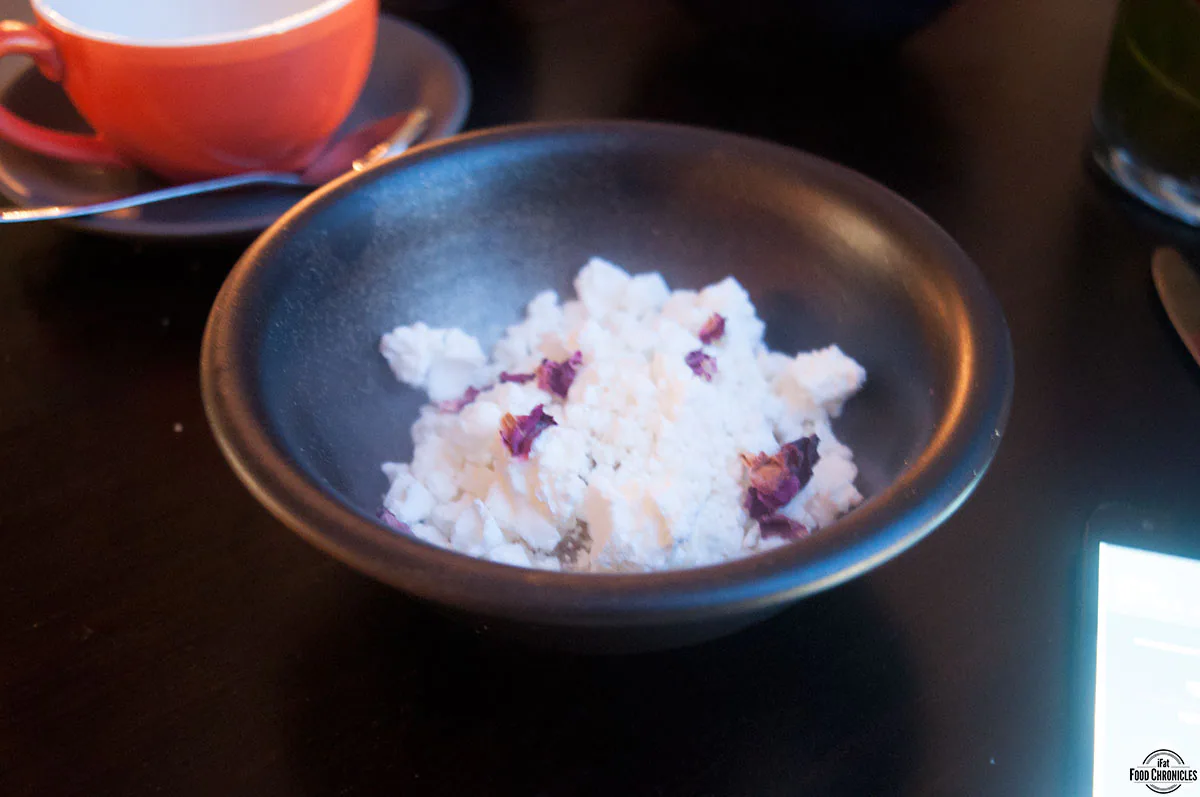 koi dessert bar peached as