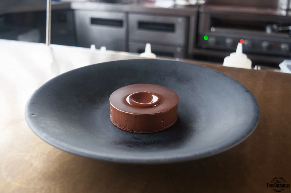 Bennelong chocolate cake