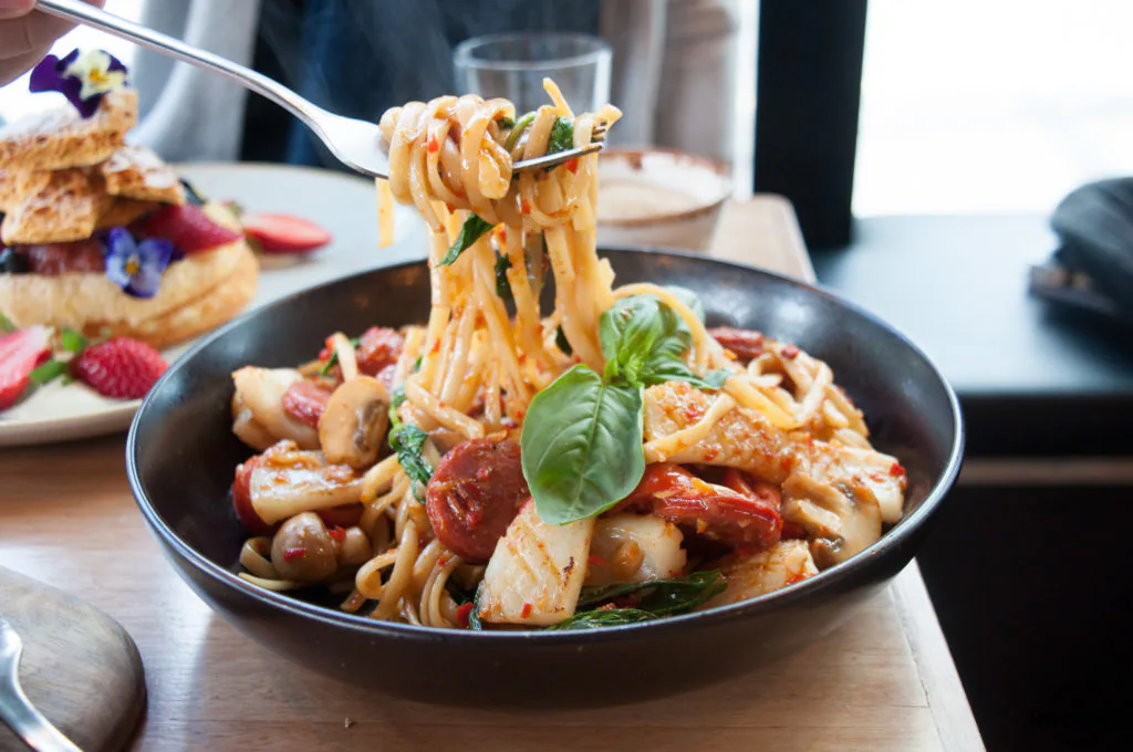 gibbons st cafe squid and chrorizo linguini
