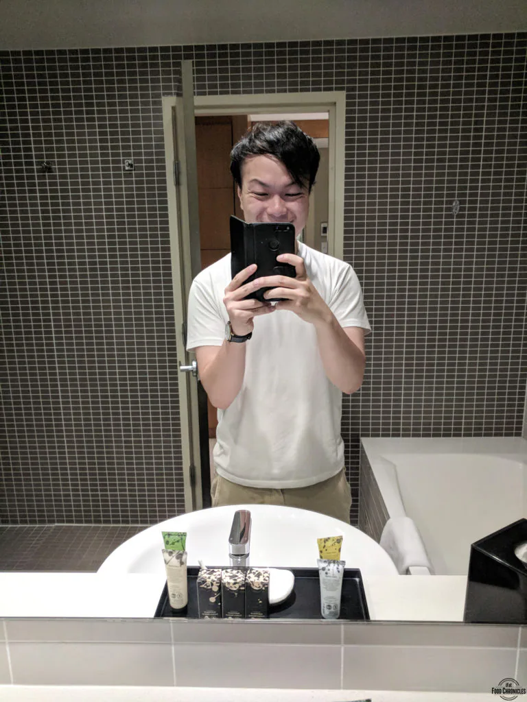 Crowne Plaza bathrooms