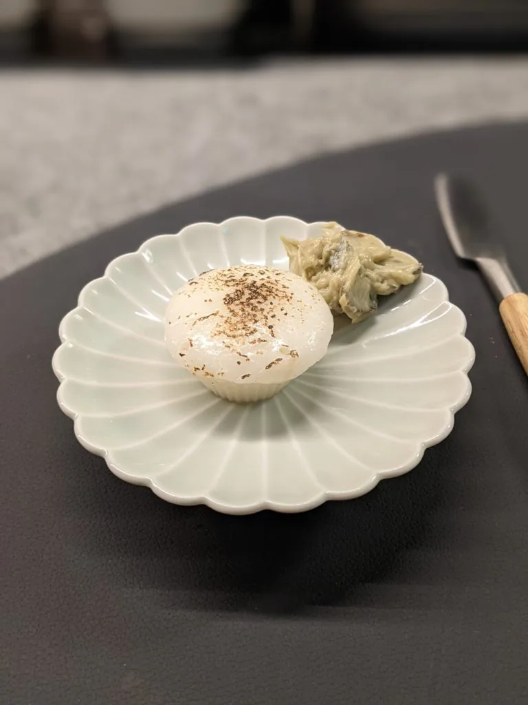 Makgeoli rice cake with kombu butter