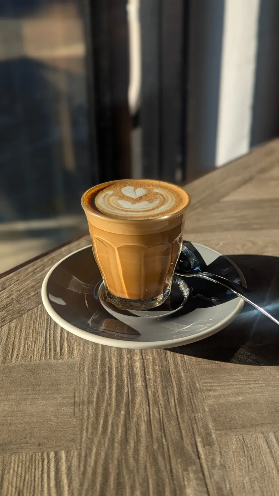 Mattina piccolo latte coffee