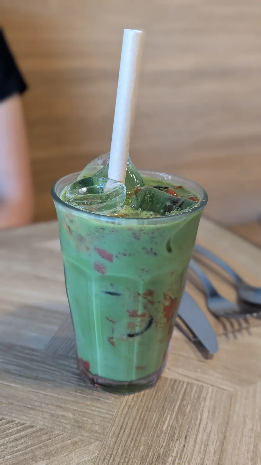 Mattina iced strawberry matcha