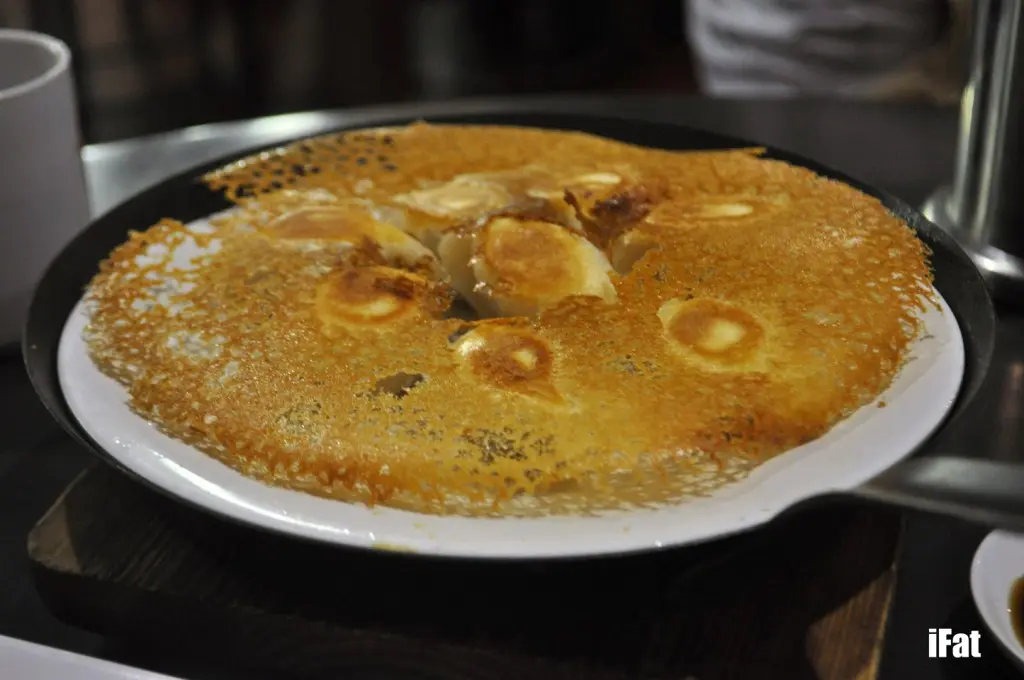 Fried dumplings in bird