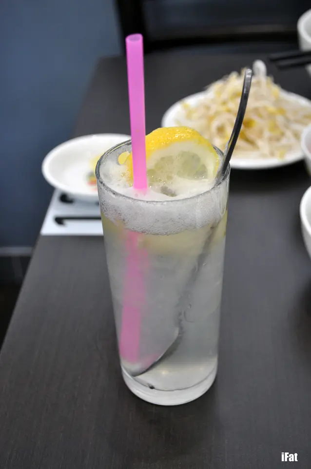 Fresh lemon soda
