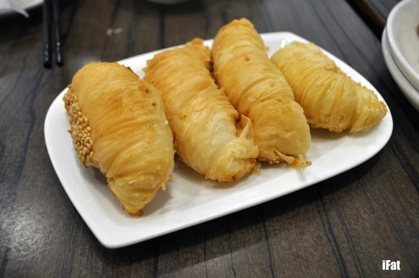 Shanghai turnip croissants