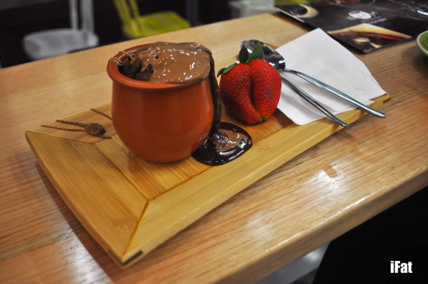 Molten choc pot